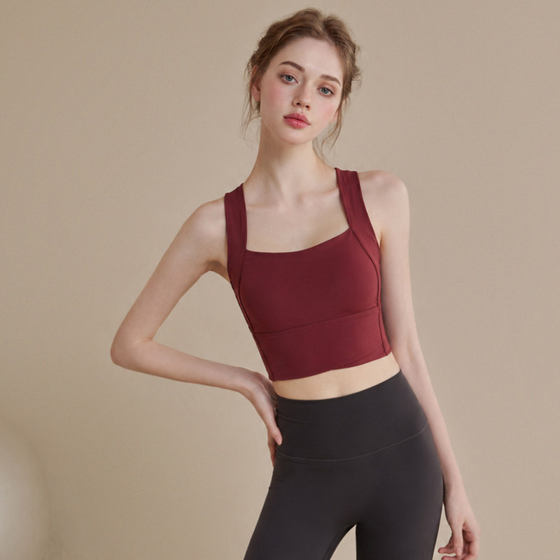 Plus-size summer cross-back yoga set for women, sports bra, shockproof Pilates two-piece running fitness outfit