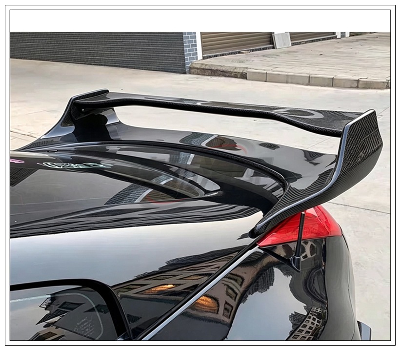 Suitable for Nissan 350Z modification, carbon fiber GT rear spoiler, Varis dual-layer spoiler for 370z