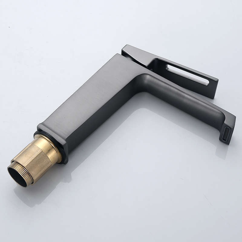 Grifo de lavabo Lavabo de cobre caliente y frío lavabo lavabo lavabo inodoro pistola Gris Gris Gris