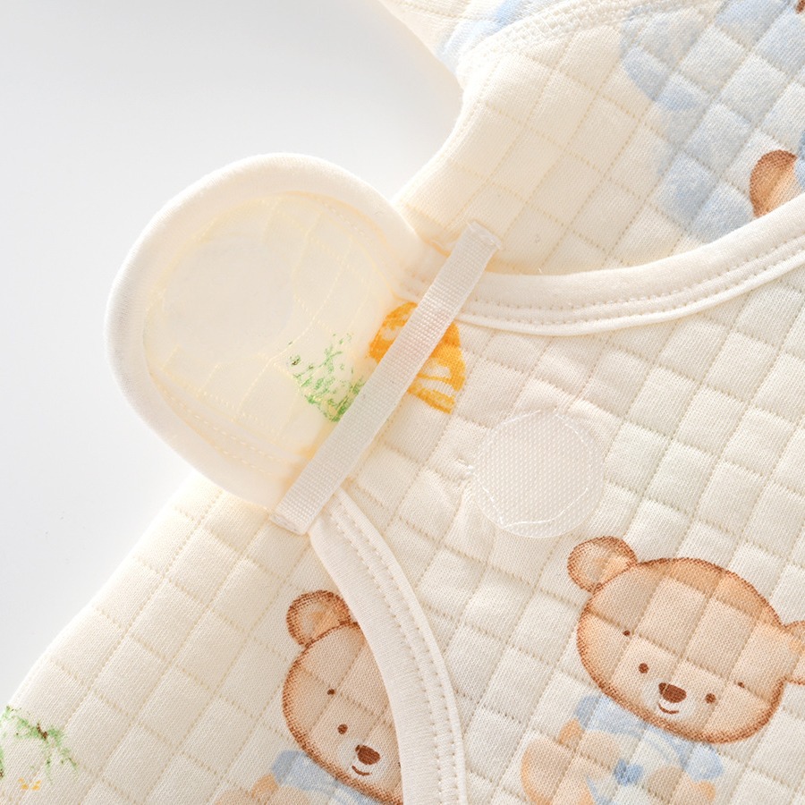 Recién nacido de tres capas mono cálido otoño e invierno puro algodón deshuesado mariposa ropa recién nacido pijamas macho y hembra bebé mameluco