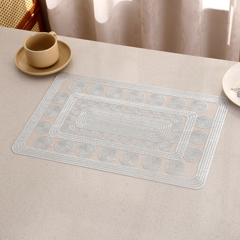 Alfombra cuadrada hueca alfombra europea simple alta alfombra occidental impermeable a prueba de agua alfombra de tazas de PVC INS bandera de mesa de aire al por mayor