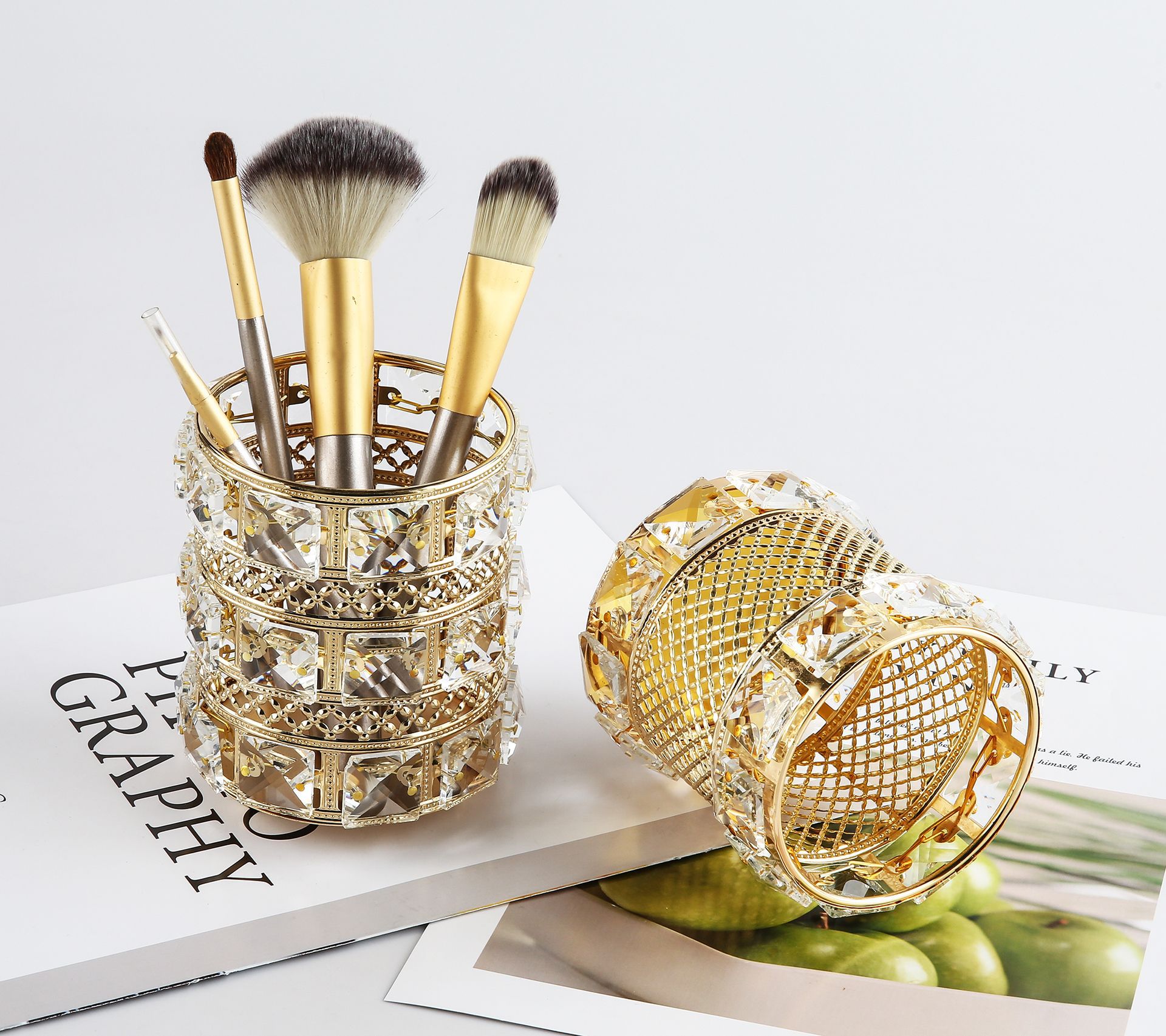 Makeup Brush Storage Cylinder 6