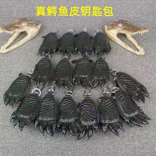 Genuine crocodile leather universal key case crocodile paw key chain men's and women's genuine leather car key case personalized small gift