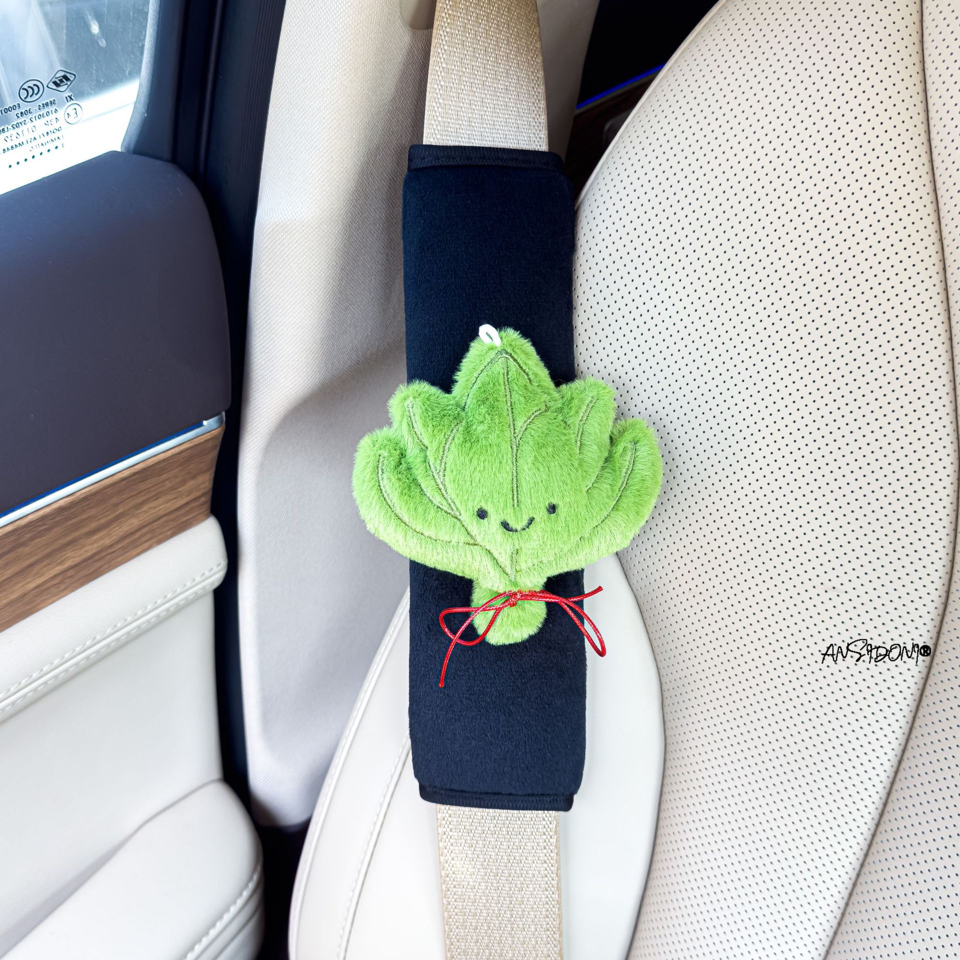 Yuzu and Sycamore Leaf Car Seatbelt Shoulder Pads, Car Seatbelt Covers, Car Interior Decoration Items, Cute Ornaments