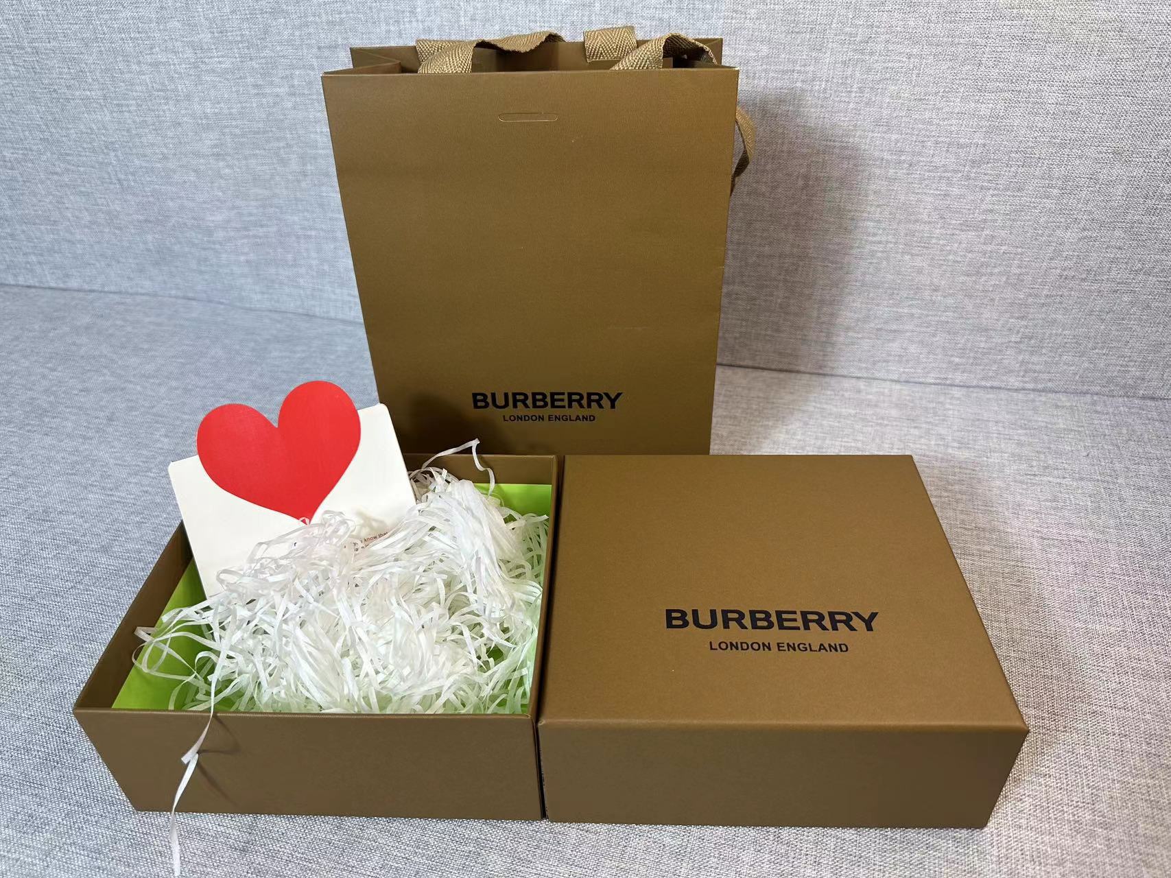 Babaojia 선물 상자