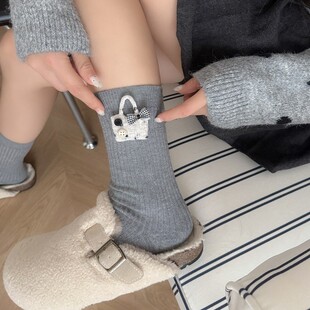 �m��Ů����q�����Q�l�y��ɫ��ͨ�ֹ��ɐ���ϵ�Ӻ�ů��Ͳ�Ѷ��m