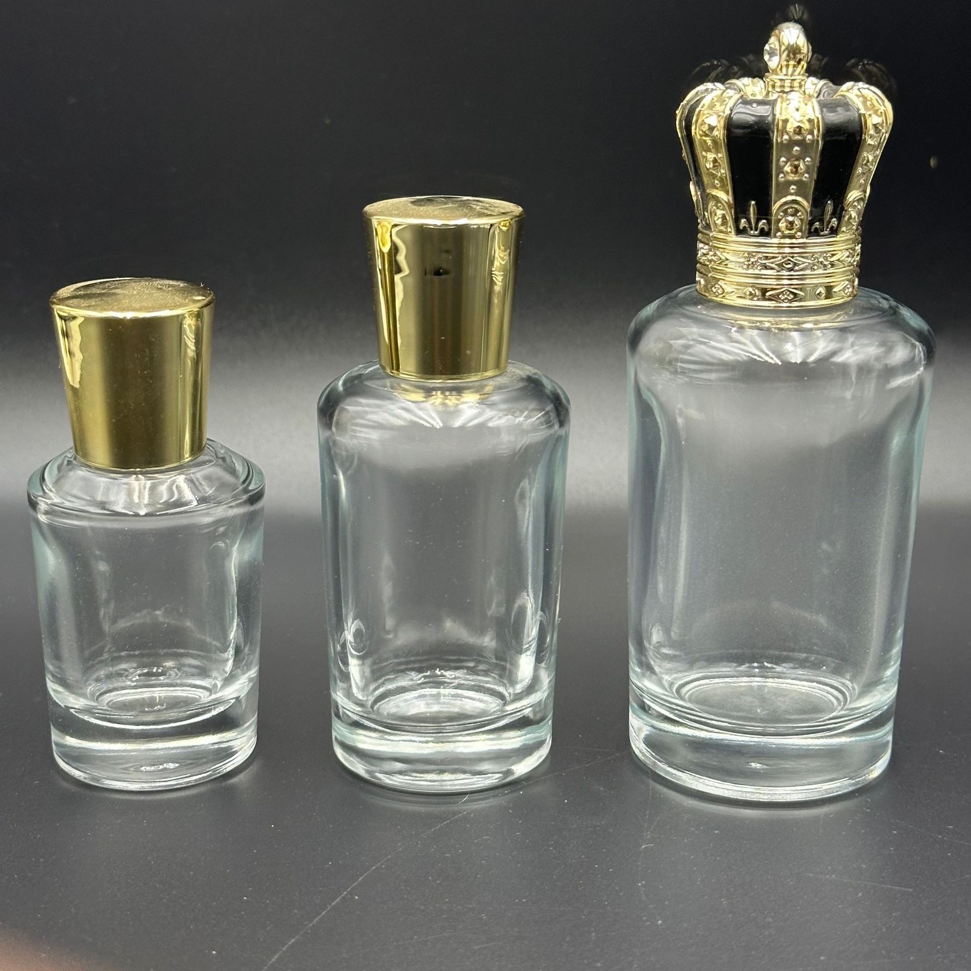 厂家现货透明香水瓶斜圆高档空瓶便携直销12生肖透明空瓶香水瓶