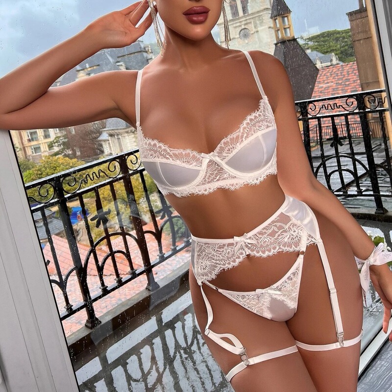 European and American Cross-Border Lace Ultra-Thin Sexy Temptation White Hollow Bra Garter with Foot Cover Four-Piece Sexy Set