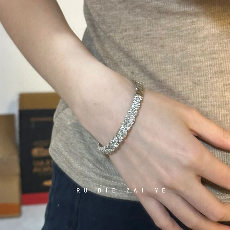 Kuning Star Curtain Symphony ~ Diamond-Filled Diamond Bracelet French Light Luxury High-End Cold Style Easiest for Match Stacking Bracelet Kuning Star Curtain Symphony ~ Diamond-Filled Diamond Bracelet French Light Luxury High-End Cold Style Easiest for Match Stacking Bracelet
