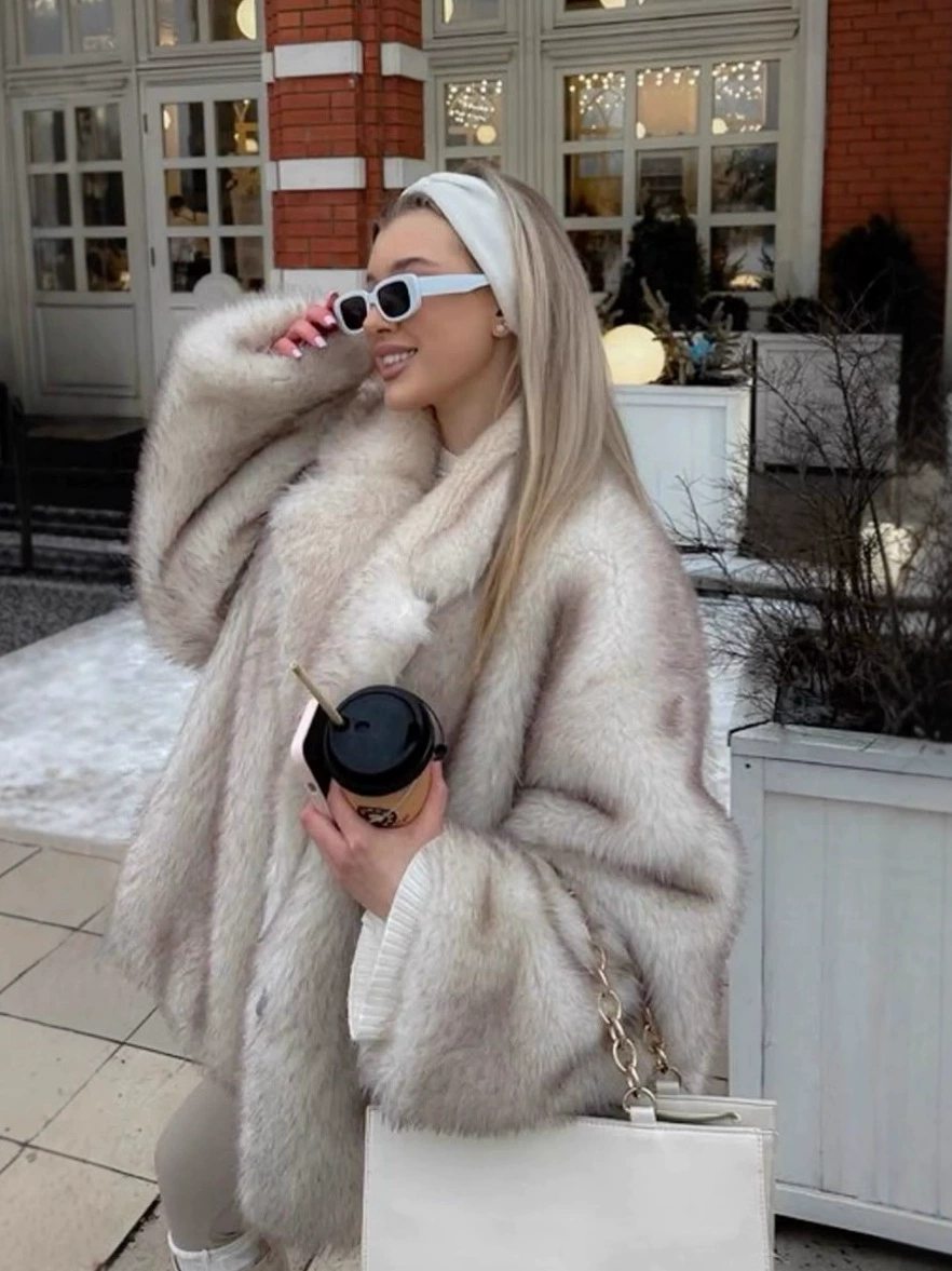 Куртка (Brand) бархатная европейского кроя, свободный крой, утеплённая