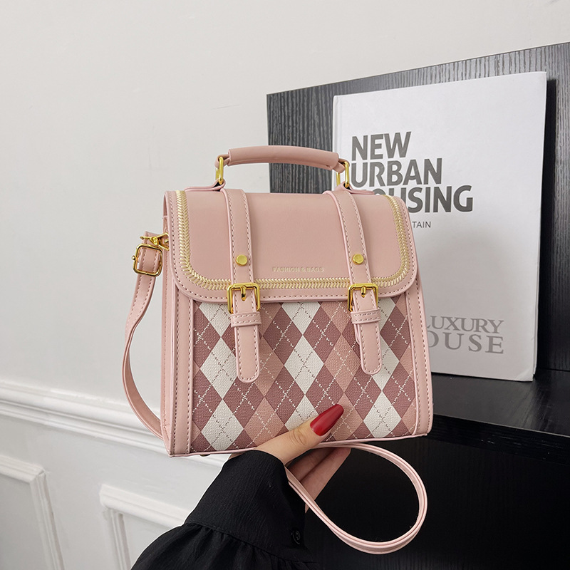 New high-end bag 2023 winter fashion handheld Boston bag texture versatile shoulder crossbody bag women's bag_voghion.com