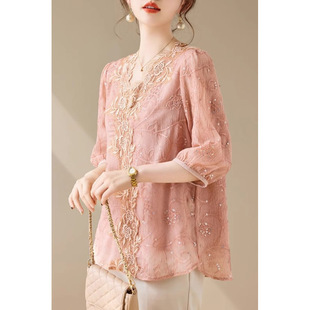 Middle-Aged Mother's Summer Thin Top, Fashionable 2025 New Middle-Aged and Elderly Women's High-End Embroidered Mid-Sleeve Two-Piece Set
