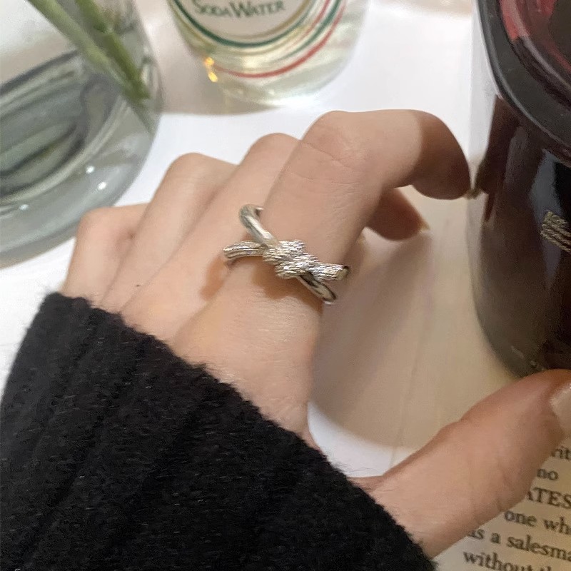 French Retro Diamond Studded Ring For Women Light Luxury Open Ring_voghion.com