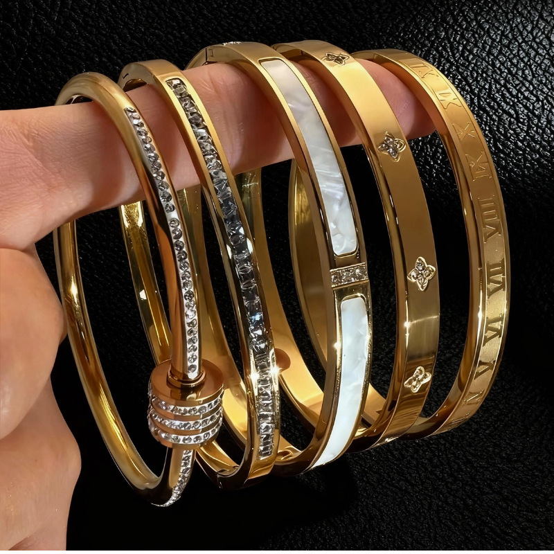 Cross-Border Small Waist Titanium Steel Bracelet That Does Not Fade, High-End Titanium Steel Bracelet for Women Ins, Diamond-Encrusted, Non-Fading Wholesale Cross-Border Small Waist Titanium Steel Bracelet That Does Not Fade, High-End Titanium Steel Bracelet for Women Ins, Diamond-Encrusted, Non-Fading Wholesale