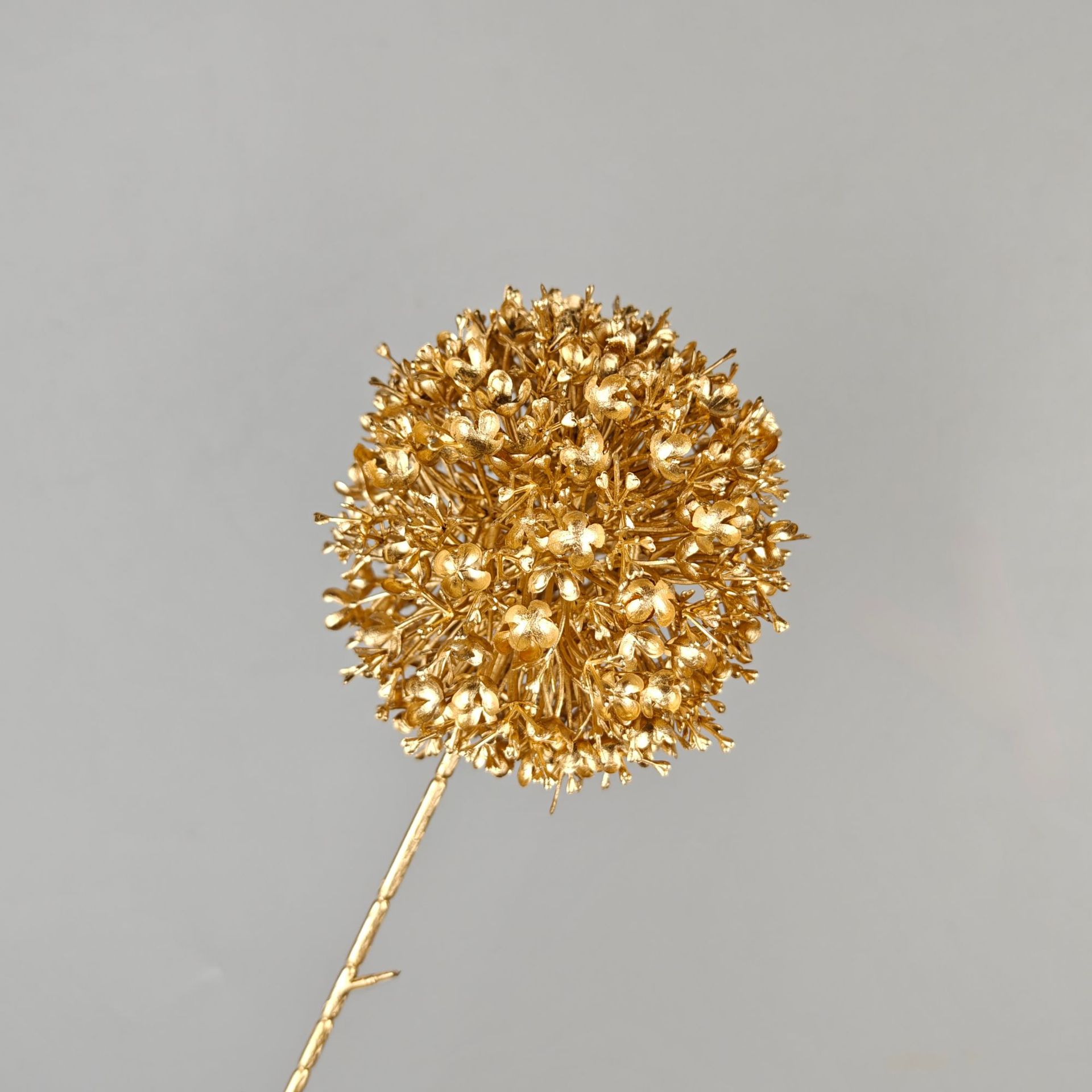 Single green onion ball