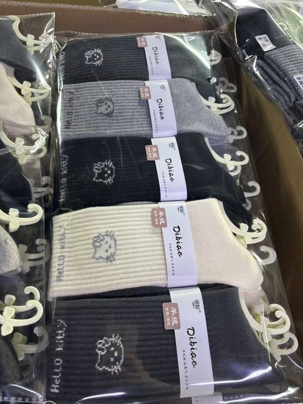 女士冬季保暖羊毛高筒堆堆袜潮流字母笑脸加厚长筒女袜咖色灰色女|undefined
