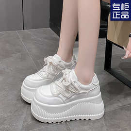 欧货8cm厚底面包鞋女2025秋季新款松糕增高小皮鞋百搭休闲运动鞋