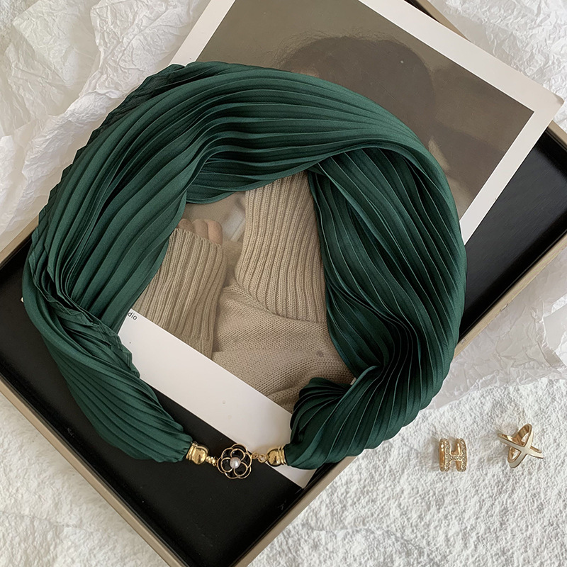 Pañuelo de seda arrugado de seda de imitación magnética con hebilla de rosa de color sólido de verano, protector solar, bufanda decorativa profesional ligera de todo fósforo