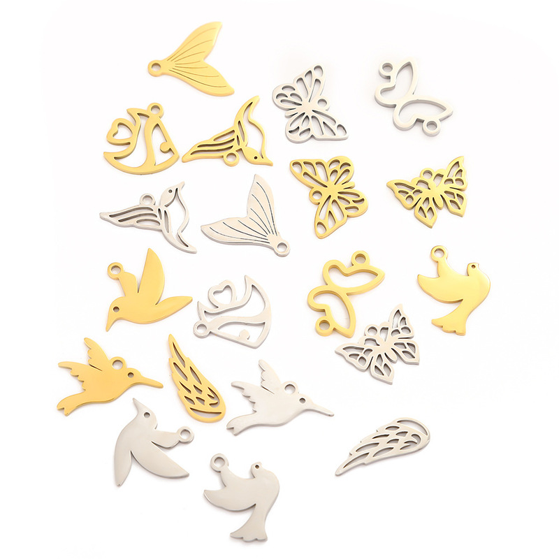 Cross-Border New Pigeon Accessories Stainless Steel Pendant Butterfly Wings Hollow Necklace Pendant Fashionable Simple Pendant Cross-Border New Pigeon Accessories Stainless Steel Pendant Butterfly Wings Hollow Necklace Pendant Fashionable Simple Pendant