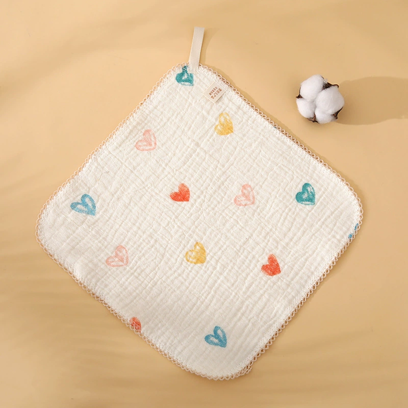 Четырехслойное детское маленькое полотенце с волнистыми краями из сахарной ваты, квадратное детское полотенце с креповым принтом для детского сада, размер 25*25.