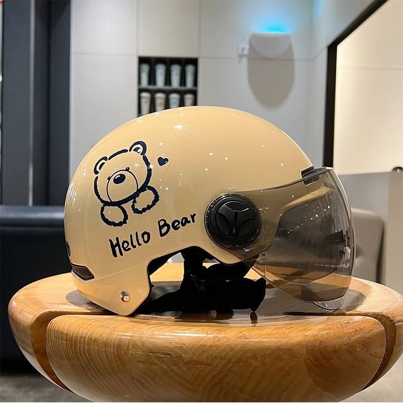 Cute Bear Electric Motorcycle Helmet 3C Certified