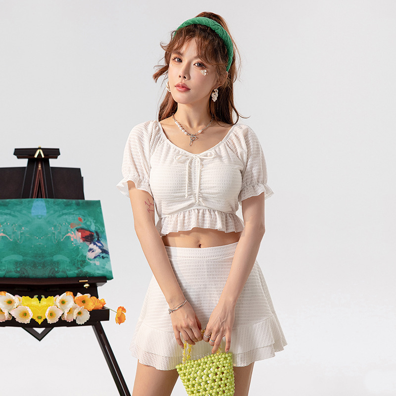 Trajes de baño de mujer de dos piezas de verano conservadores, ropa de baño de vacaciones de color sólido, viento rojo y delgado