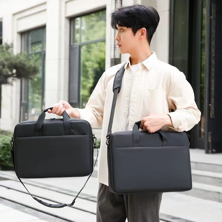 Large Capacity Shoulder Bag