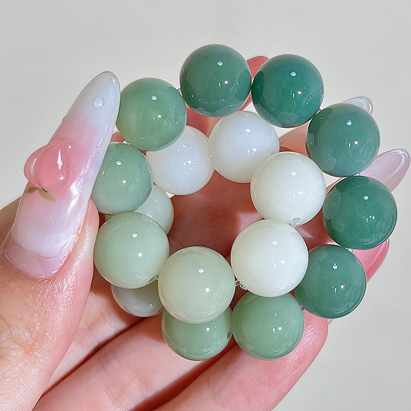 녹색 그라데이션 비즈