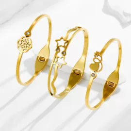 项链;首饰套装;手镯