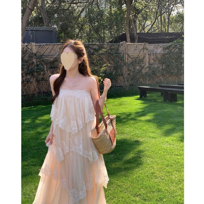 Yang Xiaojuan Romantic Atmosphere Fairy Dress Cake Dress Vacation Dress French Lace Backless Strap Dress Yang Xiaojuan Romantic Atmosphere Fairy Dress Cake Dress Vacation Dress French Lace Backless Strap Dress