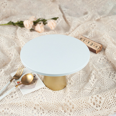 Plataforma de postres dorados de estilo nórdico, decoración creativa de ins de boda de estilo occidental, tienda de postres, bandeja de pastel, mesa de exhibición