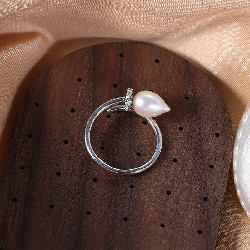 S925通体純銀強光水滴形天然真珠指輪活口調節可能な指輪軽贅沢ジュエリー卸売り