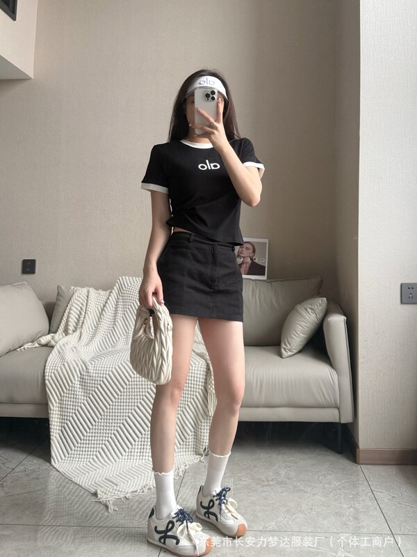 Alo夏の新型の経典の丸首は色のtシャツの女性のアメリカのアルファベットのプリントをぶつけます。|undefined