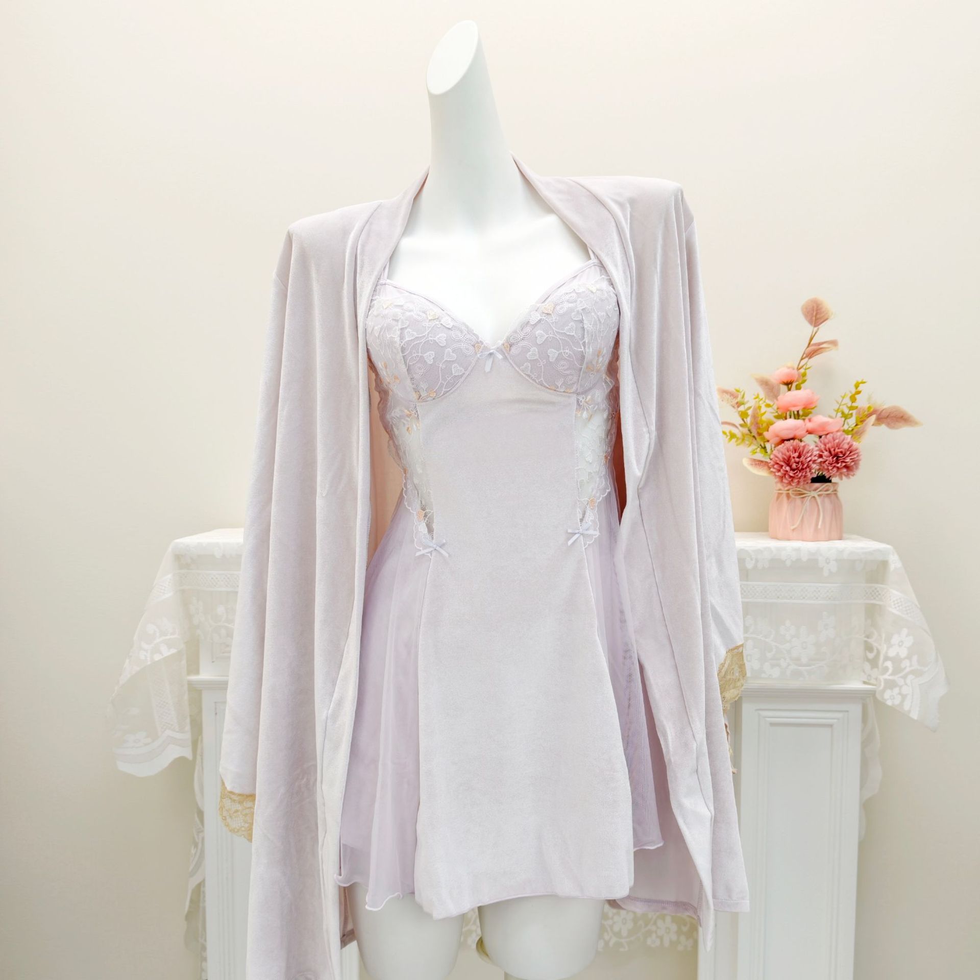 Yue Li Sexy Pajamas Women's New Autumn and Winter Velvet Pajamas Set with Breast Pad Suspender Dress Jacket Two-Piece Set