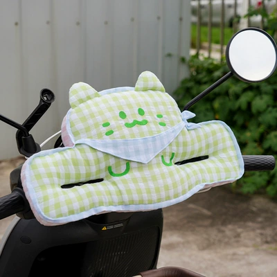 Seat Protection Pad Battery – Elektromobil üçün bamper qoruyucu yastıqlar - anti-collision-pad-square-towel-meow-green-grid-4323cm015kg