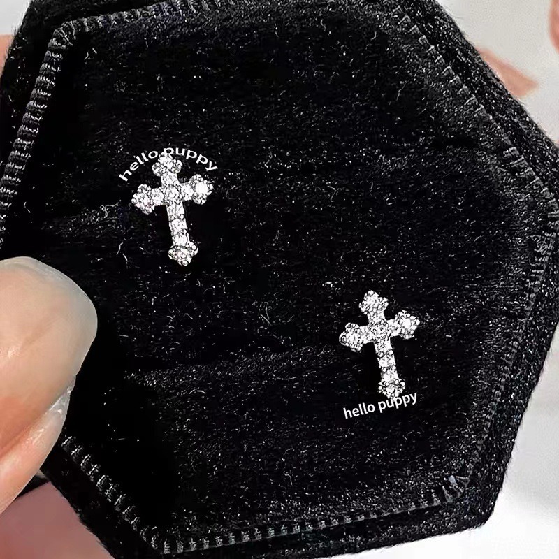 24-hour Sleep Earrings – These Hypoallergenic Sleep Studs Stay Gentle Day And Night. Smooth Titanium Flat Backs Mean No Pressure, Perfect For Healing_voghion.com