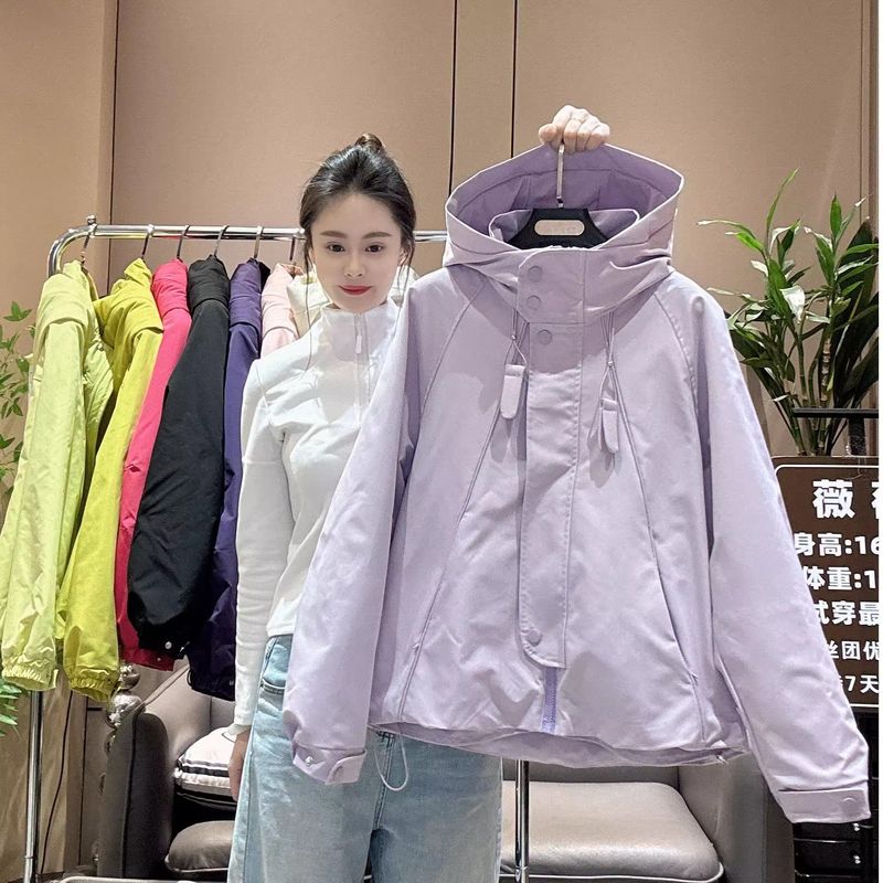 时尚连帽冲锋衣外套女款2025新款春秋薄款宽松休闲夹克风衣棒球服|undefined