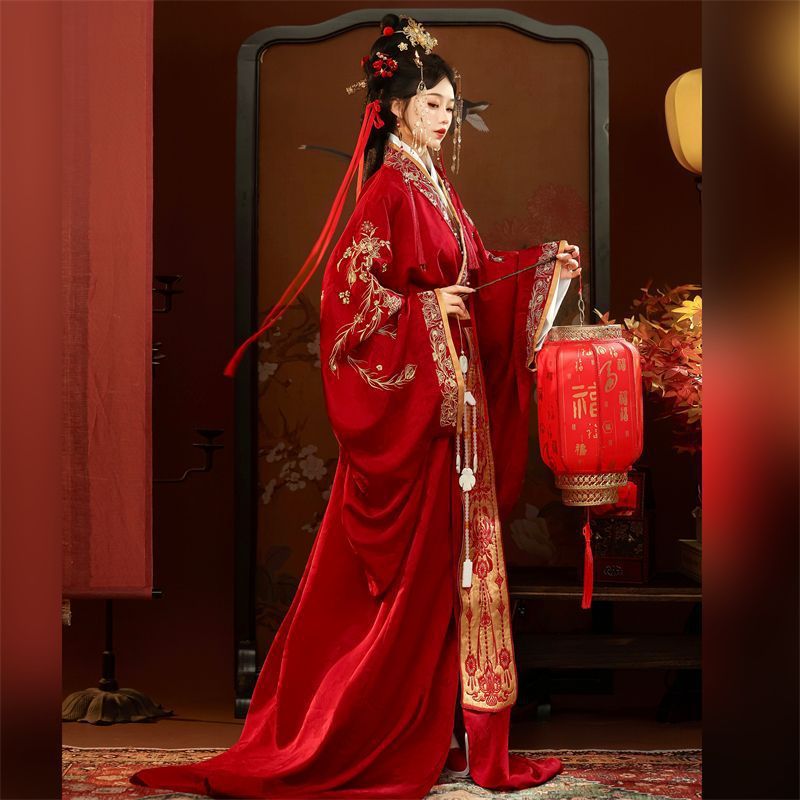 Luozhu 2025 New Original Hanfu Improved Warring States Robe Embroidered Hand-beaded Train Regular Red, Yellow and Black