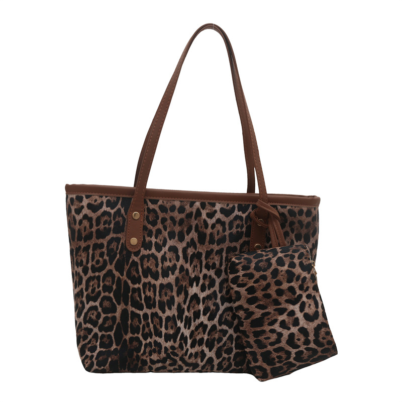 Bolso con estampado de leopardo para mujer de gran capacidad 2024 nuevo otoño e invierno bolso de compras casual de un solo hombro bolso de viaje de trabajo de moda