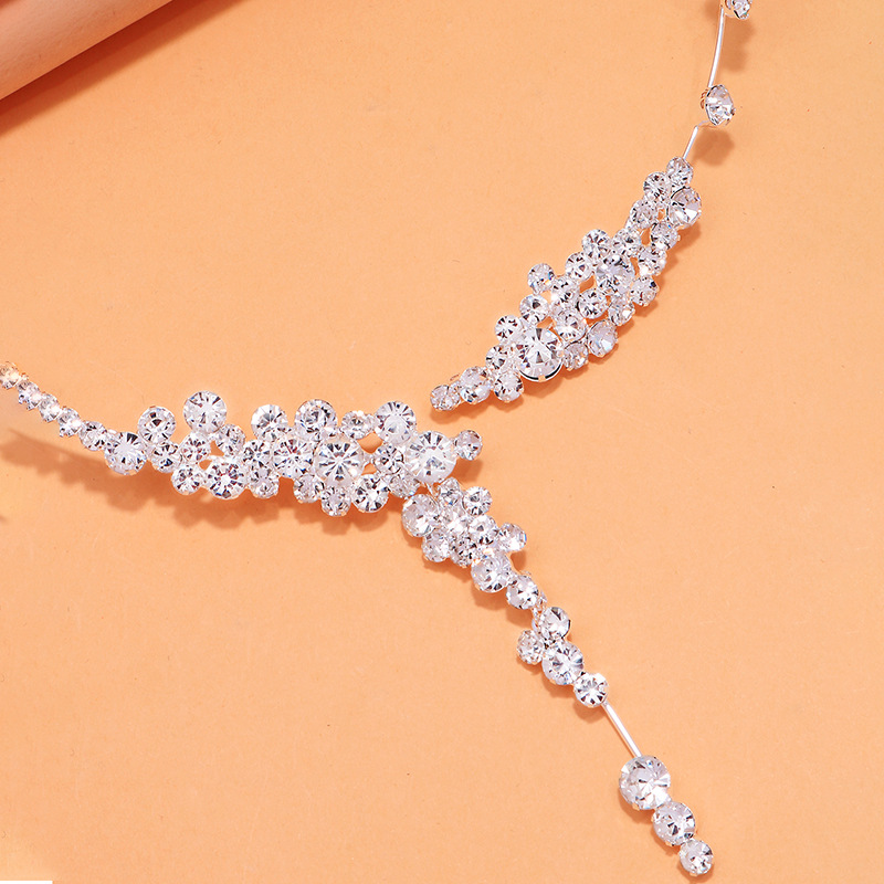 Transfronterizo lujo ligero francés clavícula de alto nivel sensación estereoscópica collar de diamante collar de novia