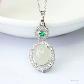 翡翠项饰;和田玉项饰;吊坠