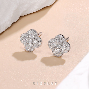 Cross-Border New Moissanite Earrings S925 Sterling Silver Plated 18K Gold Women's Earrings Fashionable Lucky Four-Leaf Clover Earrings