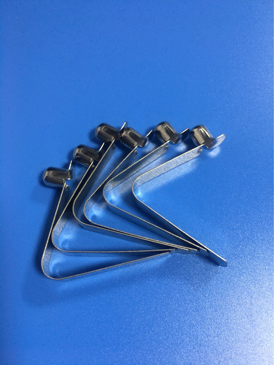 V形弹片弹珠帐篷弹片展示支架童车滑板车拐杖v型弹片管内定位弹扣