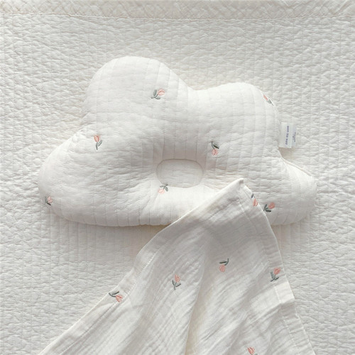 Korean ins baby shaping pillow, anti-eccentric embroidered newborn head shape correction, breathable and sweat-absorbent, universal for all seasons