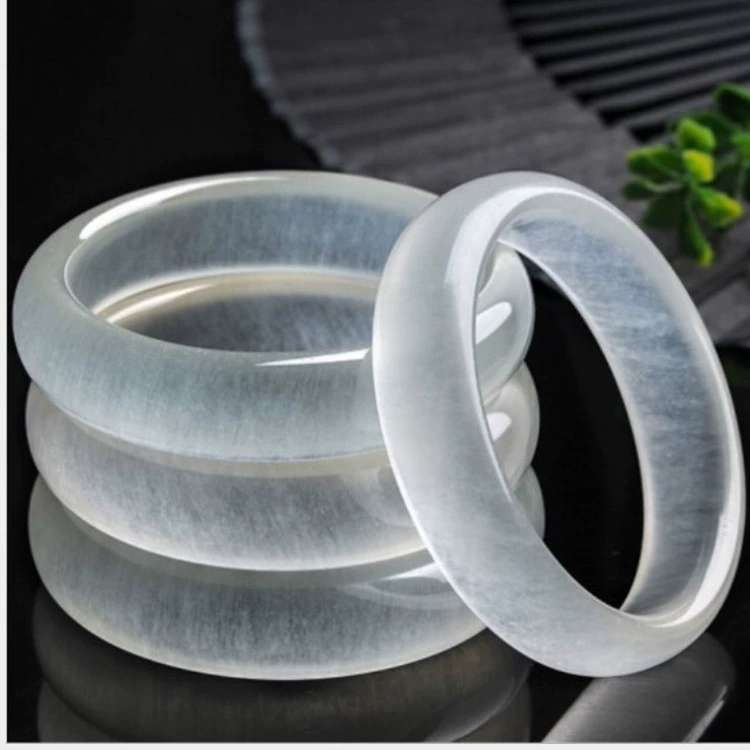 Replica jade, fashionable bracelet, city style, ice imitation