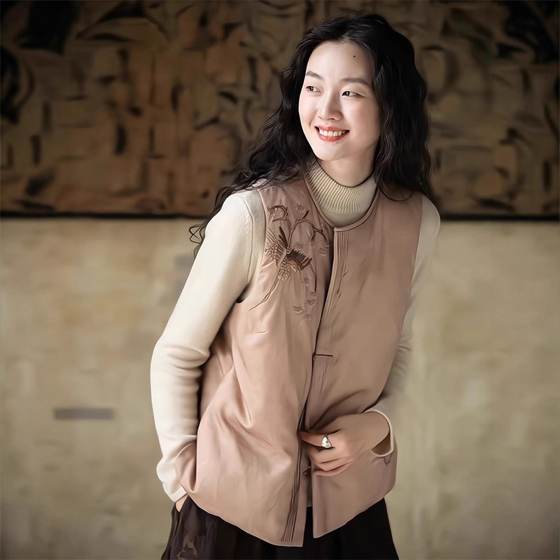 New Chinese-Style Embroidered Vest for Women, 2026 Autumn and Winter New Model, National Style Retro Layered Sleeveless down Cotton Jacket New Chinese-Style Embroidered Vest for Women, 2026 Autumn and Winter New Model, National Style Retro Layered Sleeveless down Cotton Jacket
