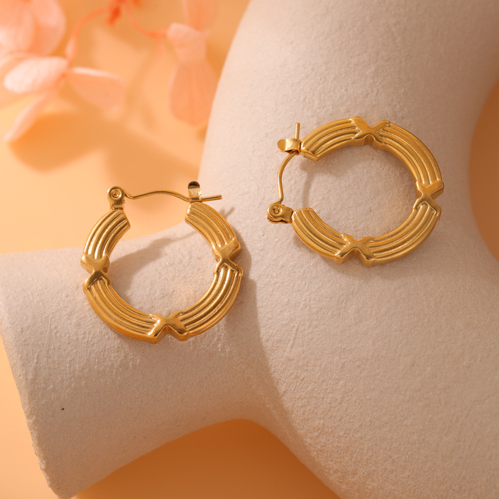 Pendientes de acero inoxidable estilo europeo, minimalista y ligero