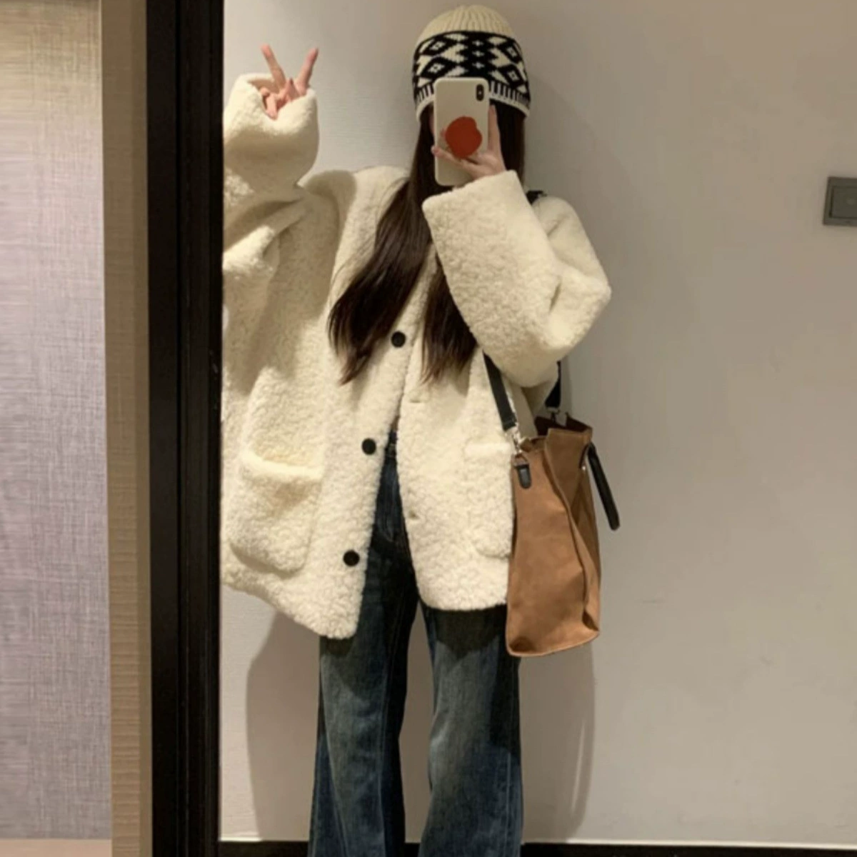 Little Xiangfeng супер красивое пальто из ягненка женская зимняя корейская мода для уменьшения возраста высокого темперамента плюшевый топ