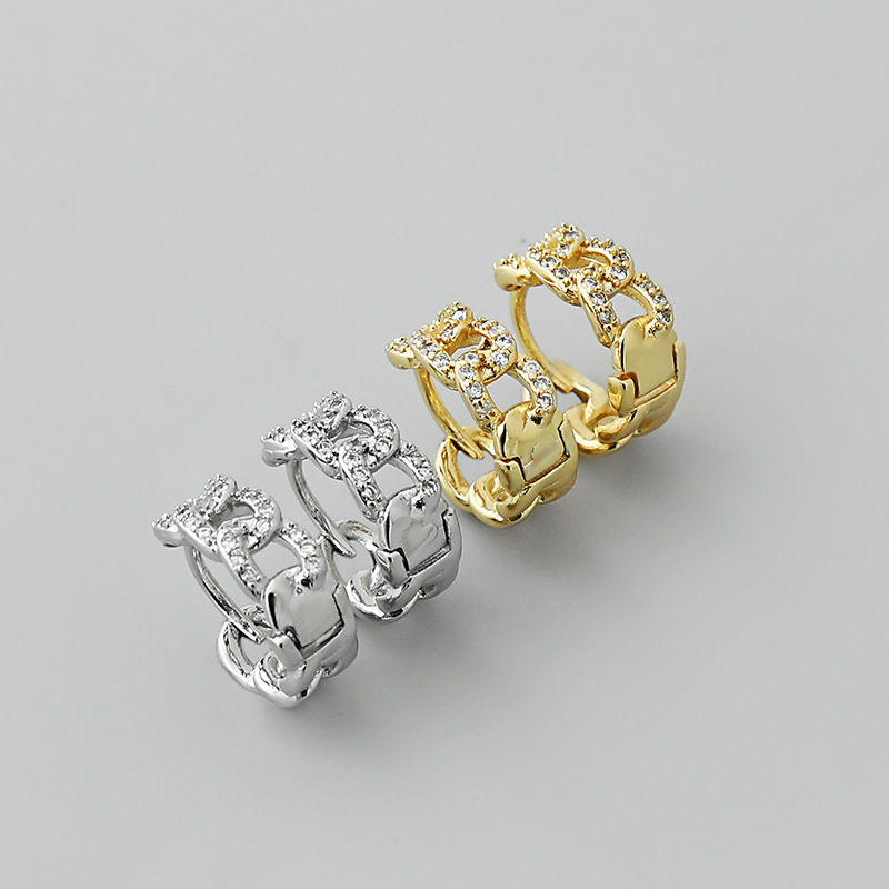retro chainshaped hollow copper earrings wholesale Nihaojewelrypicture2