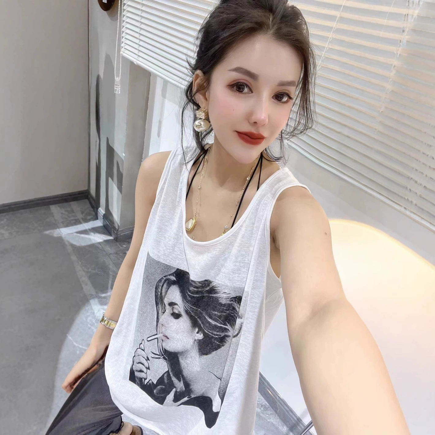 Big summer fashionable T-shirt sleevless, tank top, plus size